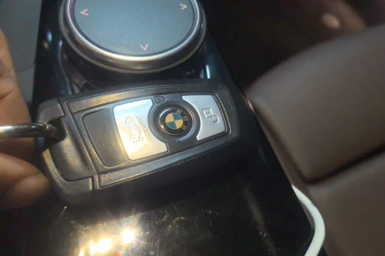 Used BMW 3 Series 2019 320Li Fashion Model Vehicle Key