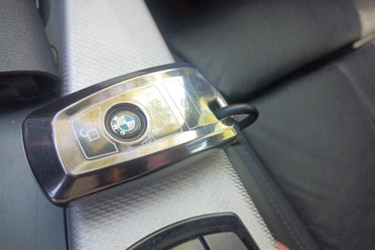 Used BMW 3 Series 2019 320i M Sport Package Vehicle Key