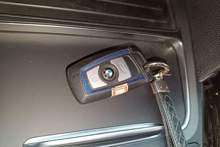 Used BMW 3 Series 2019 320Li M Sport Night Edition Vehicle Key