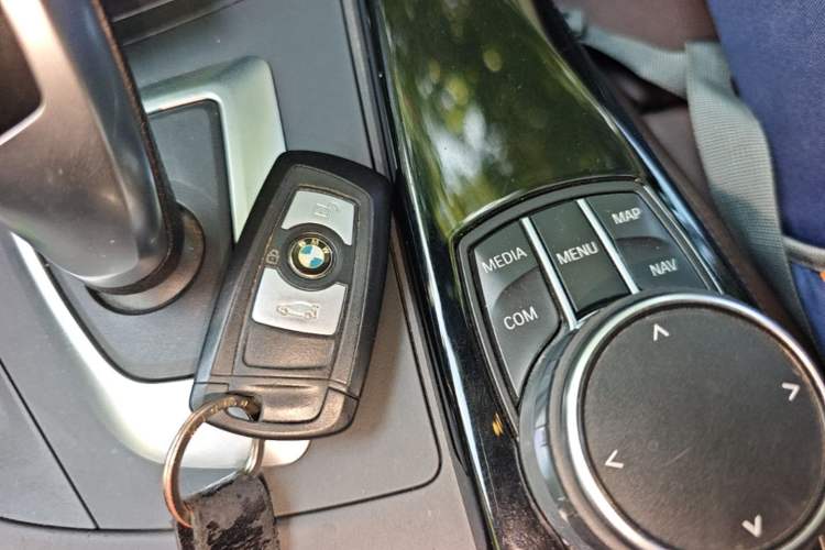Used BMW 3 Series 2019 320Li Fashion Model Vehicle Key