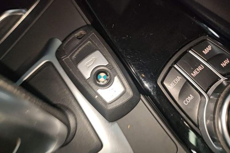 Used BMW 3 Series 2019 320Li xDrive Fashion Model Vehicle Key