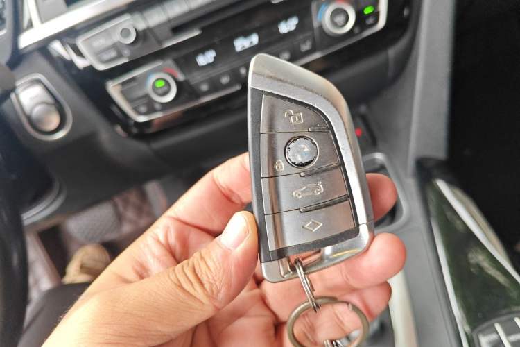 Used BMW 3 Series 2019 320Li Fashion Model Vehicle Key