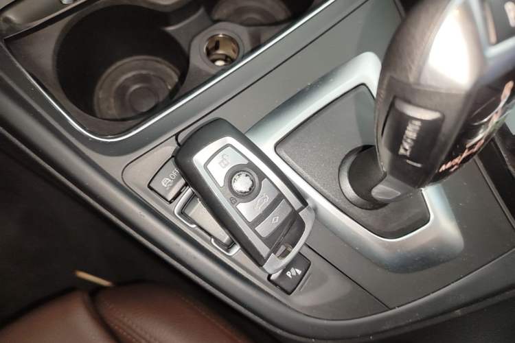Used BMW 3 Series 2019 320Li Fashion Model Vehicle Key