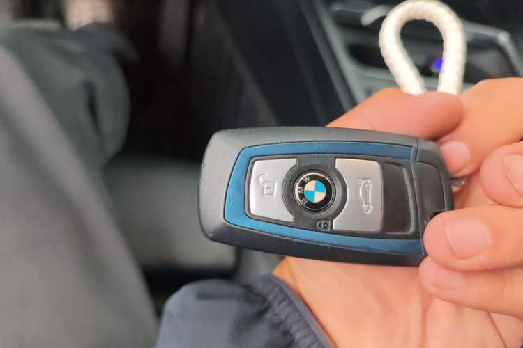 Used BMW 3 Series 2019 320i M Sport Package Vehicle Key