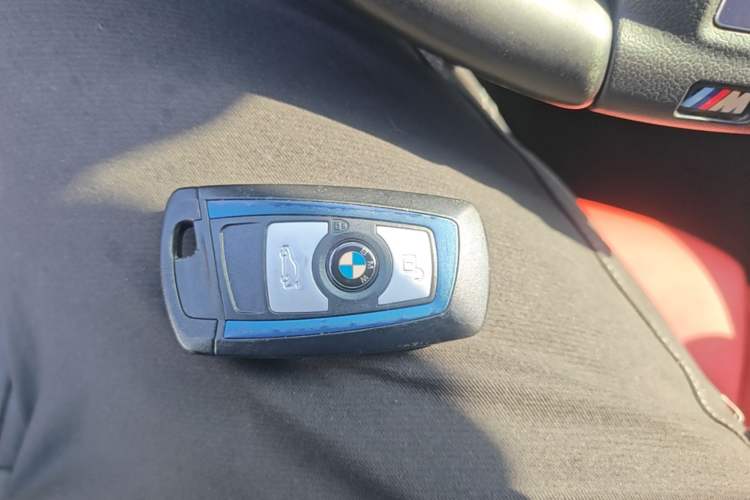 Used BMW 3 Series 2019 320i M Sport Package Vehicle Key
