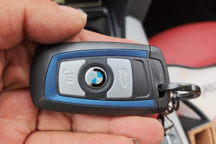 Used BMW 3 Series 2019 320i M Sport Package Vehicle Key