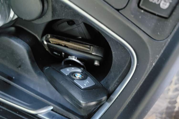 Used BMW 3 Series 2019 320Li Fashion Model Vehicle Key
