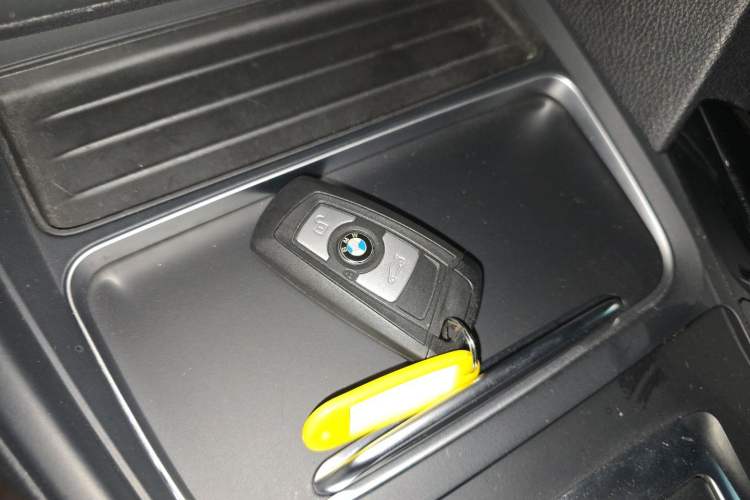 Used BMW 3 Series 2019 320Li Fashion Model Vehicle Key