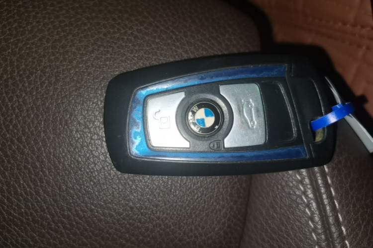 Used BMW 3 Series 2019 320i M Sport Night Edition Vehicle Key