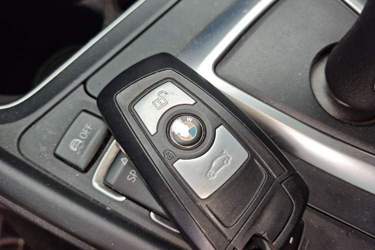 Used BMW 3 Series 2019 320Li Fashion Model Vehicle Key