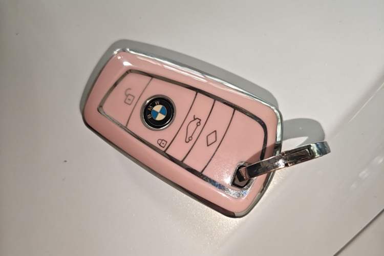 Used BMW 3 Series 2019 320i M Sport Package Vehicle Key