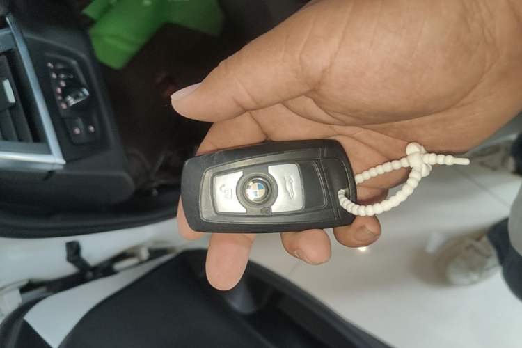 Used BMW 3 Series 2019 320Li Fashion Model Vehicle Key