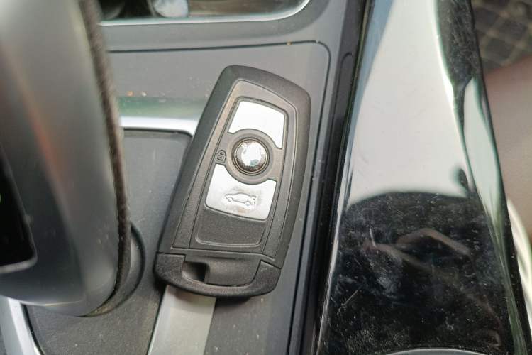 Used BMW 3 Series 2019 320Li Fashion Model Vehicle Key