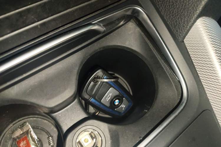Used BMW 3 Series 2019 320i M Sport Package Vehicle Key