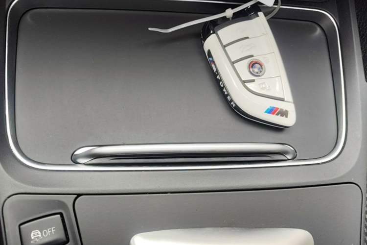 Used BMW 3 Series 2019 320i M Sport Night Edition Vehicle Key