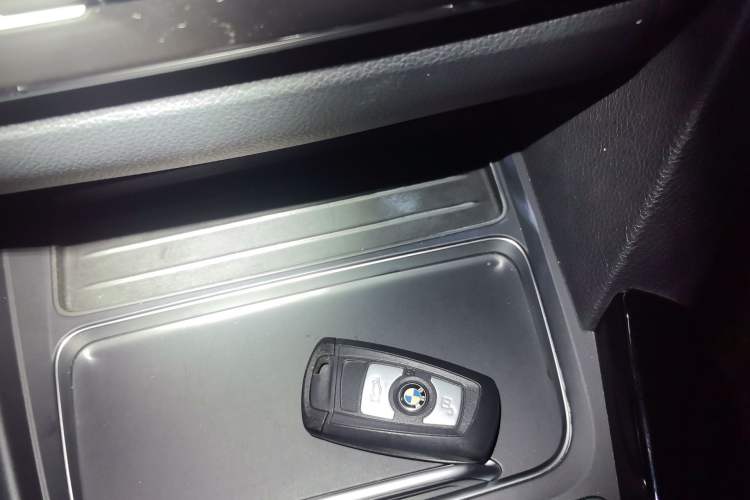 Used BMW 3 Series 2019 320Li Fashion Model Vehicle Key