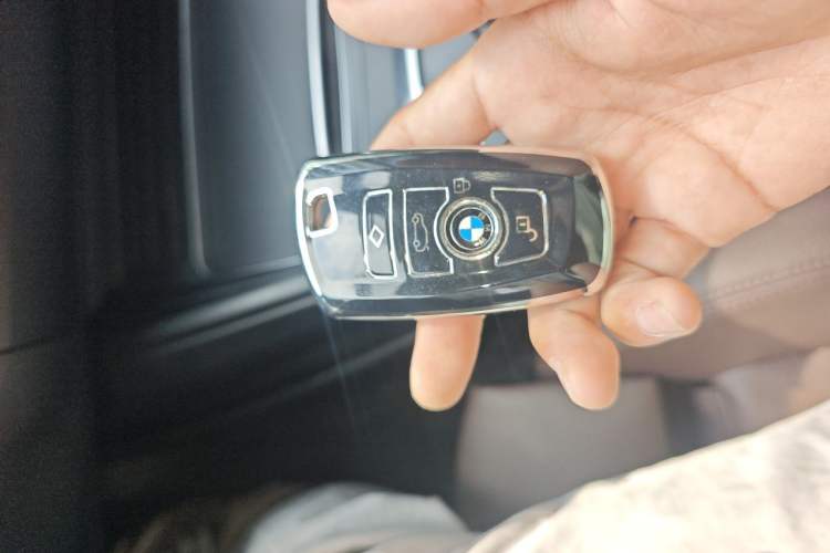 Used BMW 3 Series 2019 320Li M Sport Night Edition Vehicle Key