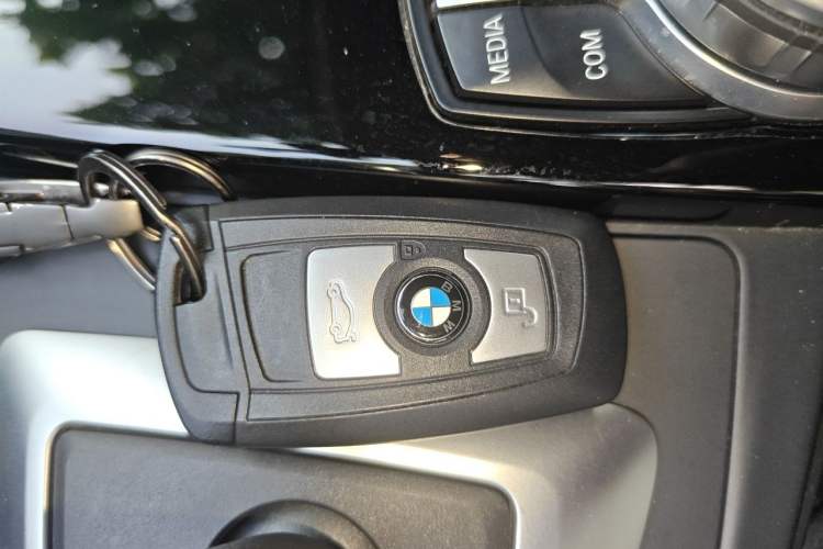 Used BMW 3 Series 2019 320Li xDrive Fashion Model Vehicle Key