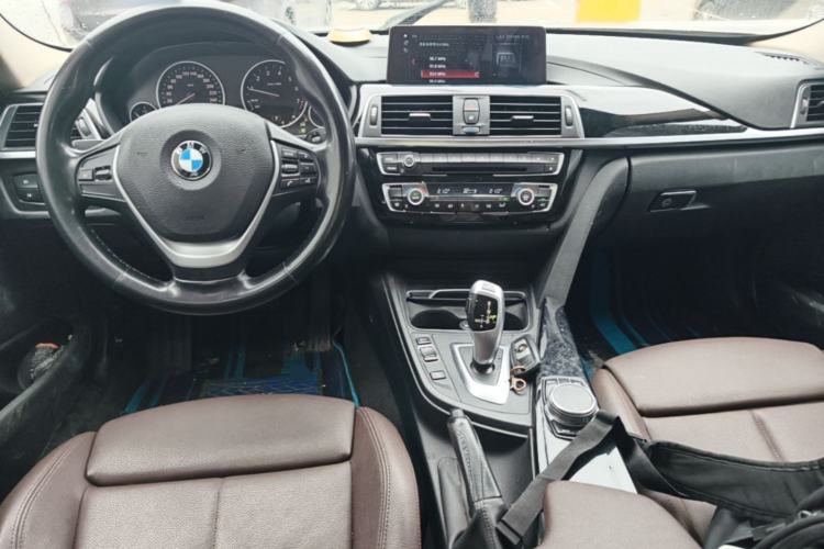 Used BMW 3 Series 2019 320Li Fashion Model Center Console
