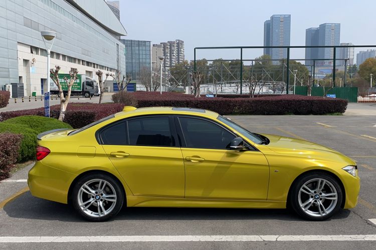 Used BMW 3 Series 2019 320i M Sport Package Exterior 2
