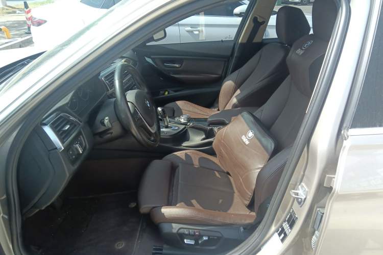 Used BMW 3 Series 2019 320Li Fashion Model Left Front Seat