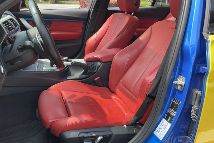 Used BMW 3 Series 2019 320i M Sport Package Left Front Seat