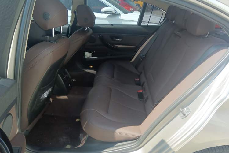 Used BMW 3 Series 2019 320Li Fashion Model Left Rear Seat