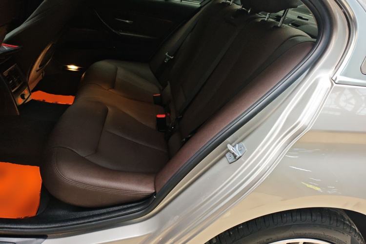 Used BMW 3 Series 2019 320Li Fashion Model Left Rear Seat