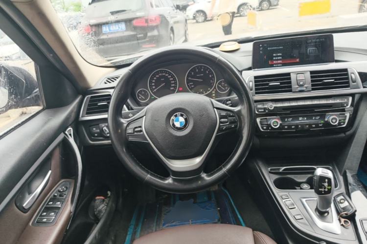 Used BMW 3 Series 2019 320Li Fashion Model Steering Wheel