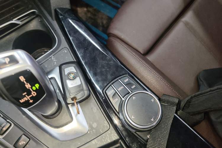 Used BMW 3 Series 2019 320Li Fashion Model Vehicle Key