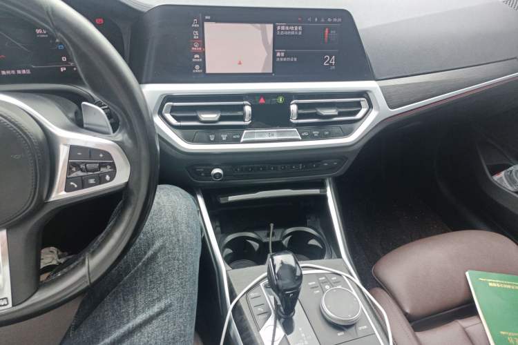 Used BMW 3 Series 2020 Facelifted 325i M Sport Package Audio And AC Panel