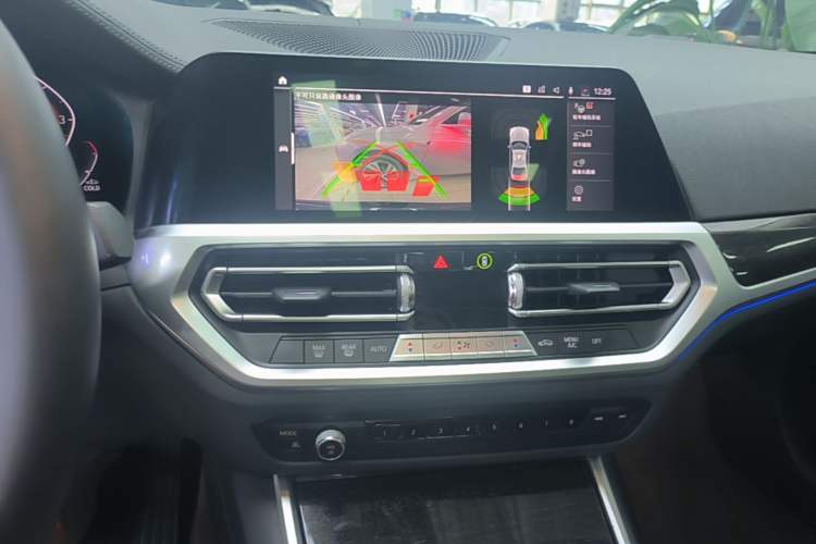 Used BMW 3 Series 2020 Restyled 325Li M Sport Package Audio And AC Panel