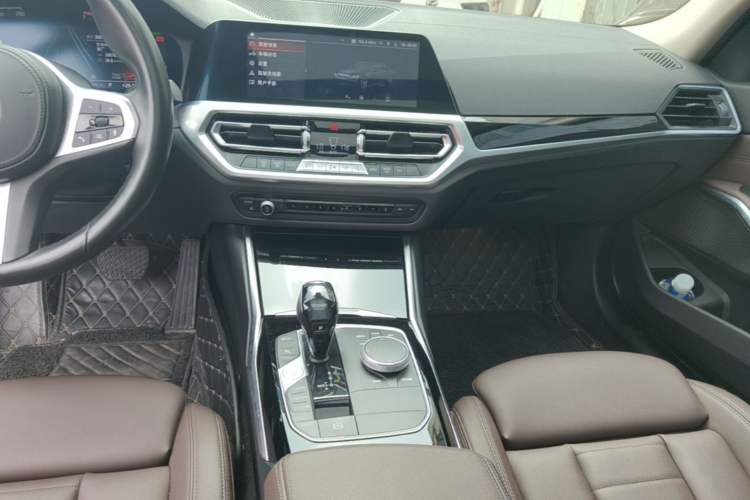 Used BMW 3 Series 2020 320Li M Sport Package Audio And AC Panel