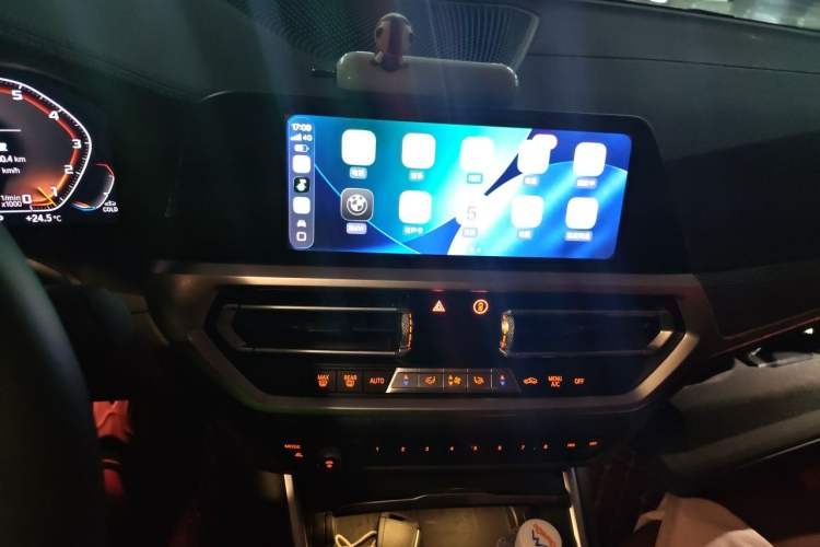 Used BMW 3 Series 2020 325i M Sport Package Audio And AC Panel