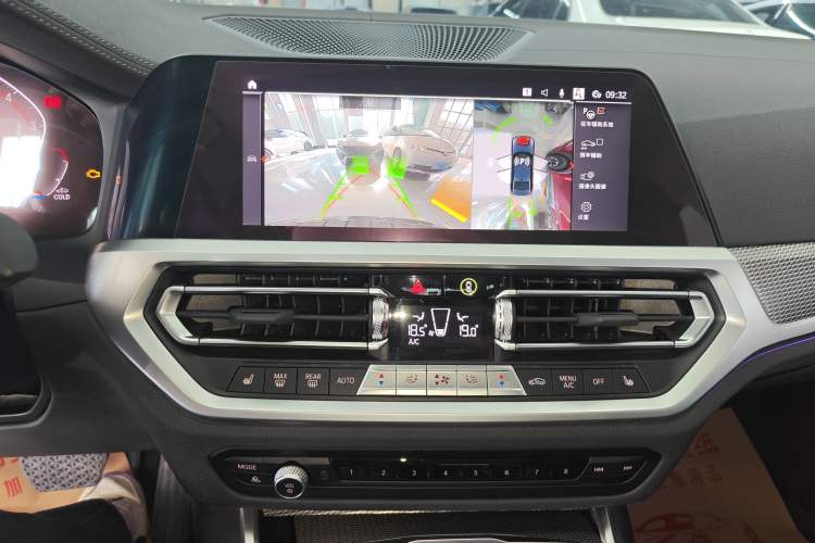 Used BMW 3 Series 2020 330i M Sport Night Edition Audio And AC Panel