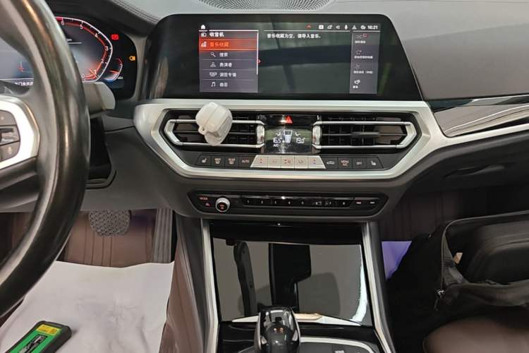 Used BMW 3 Series 2020 320Li M Sport Package Audio And AC Panel