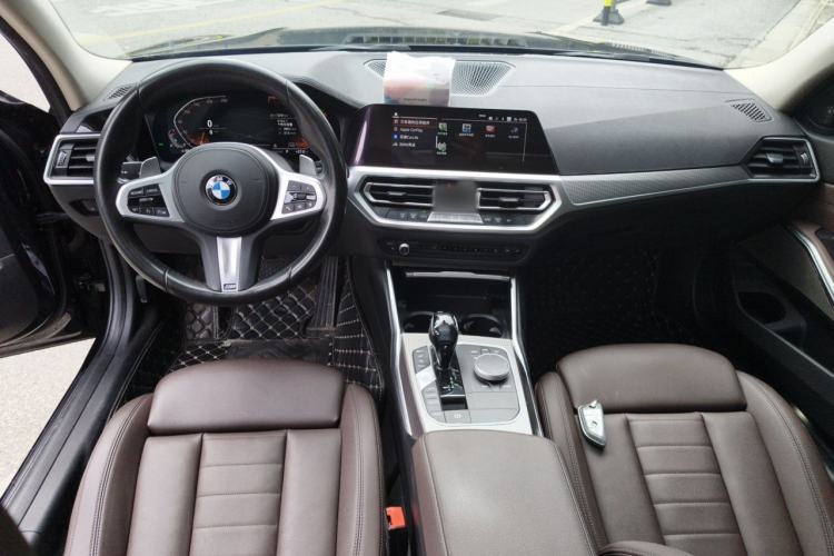 Used BMW 3 Series 2020 Facelifted 325Li M Sport Night Edition Package Center Console