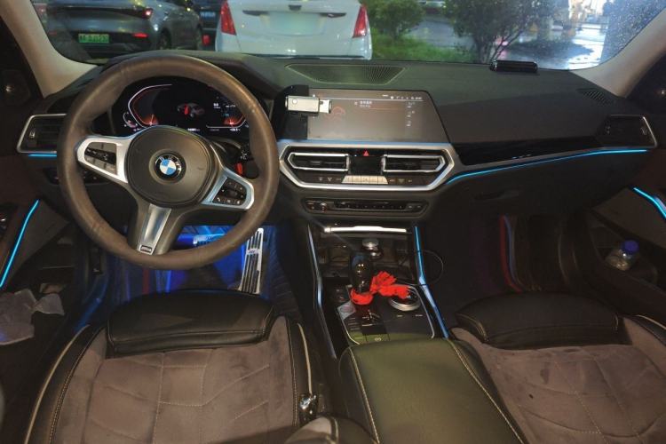 Used BMW 3 Series 2020 320Li M Sport Package Center Console