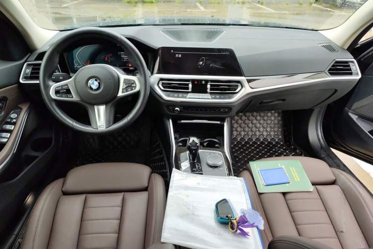 Used BMW 3 Series 2020 Restyled 325Li M Sport Package Center Console