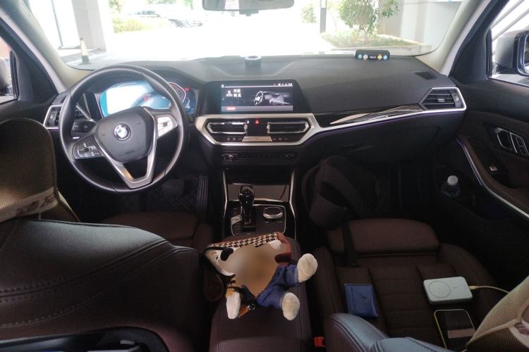 Used BMW 3 Series 2020 325Li First Edition Center Console