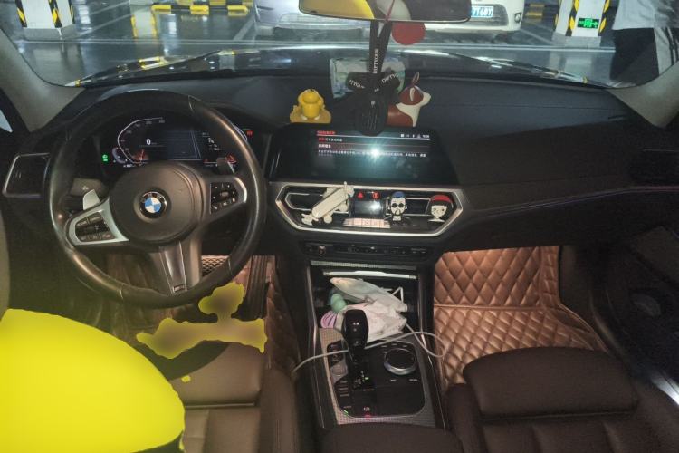 Used BMW 3 Series 2020 Facelifted 325Li M Sport Night Edition Package Center Console