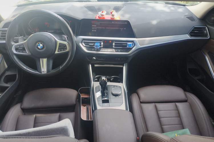 Used BMW 3 Series 2020 Facelifted 325Li M Sport Night Edition Package Center Console