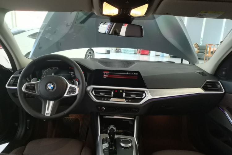 Used BMW 3 Series 2020 Restyled 325i M Sport Night Edition Package Center Console