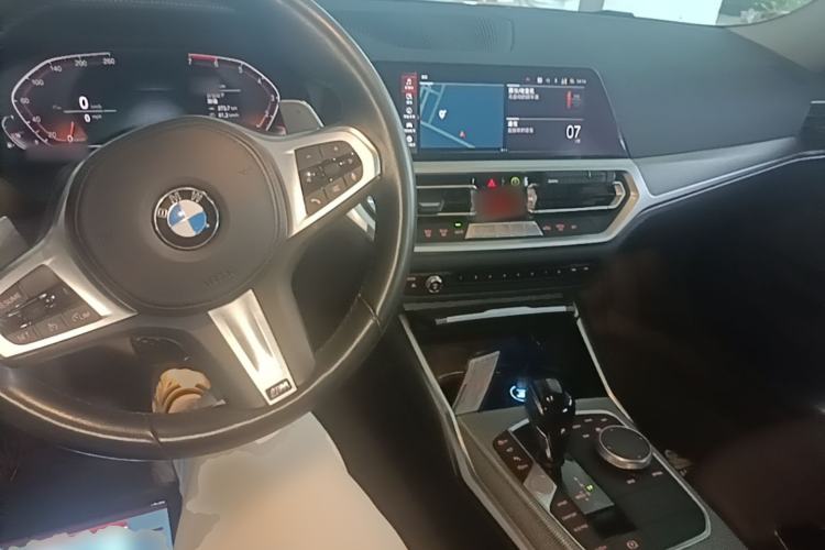 Used BMW 3 Series 2020 Restyled 325i M Sport Night Edition Package Center Console