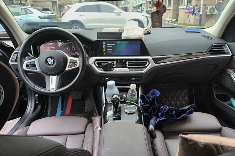 Used BMW 3 Series 2020 325Li M Sport Package Center Console