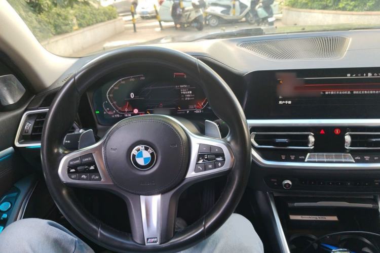 Used BMW 3 Series 2020 330Li xDrive M Sport Night Edition Center Console