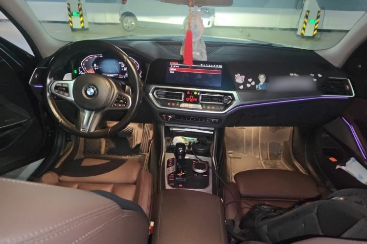 Used BMW 3 Series 2020 Facelifted 325Li M Sport Night Edition Package Center Console