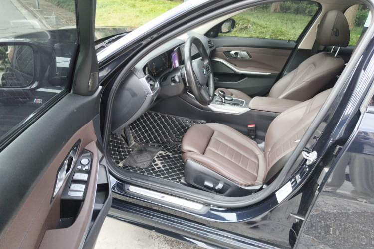 Used BMW 3 Series 2020 Facelifted 325Li M Sport Night Edition Package Driver Seat