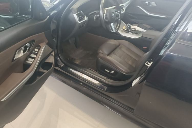 Used BMW 3 Series 2020 Facelifted 325Li M Sport Night Edition Package Driver Seat