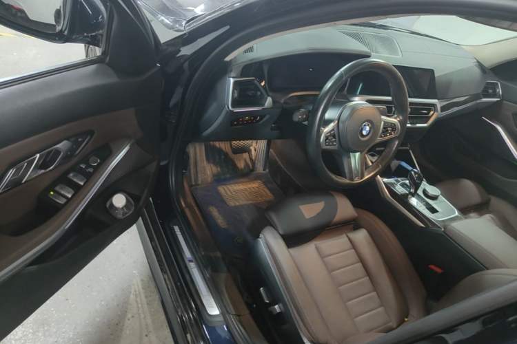 Used BMW 3 Series 2020 Restyled 325Li M Sport Package Driver Seat
